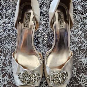 Badgley Mischka Cream Satin Heels with D'Orsay Cut